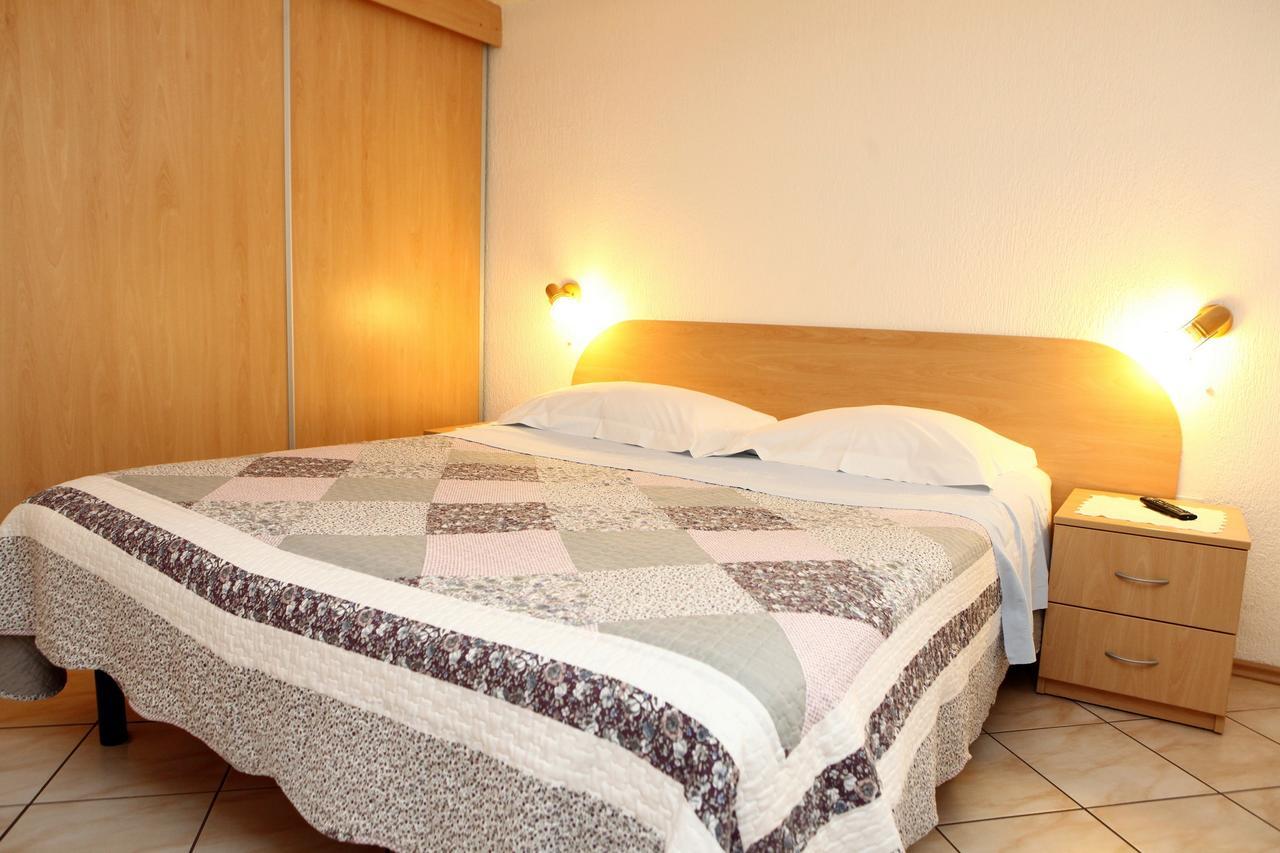 Apartments Nadia Portoroz Nk Екстериор снимка